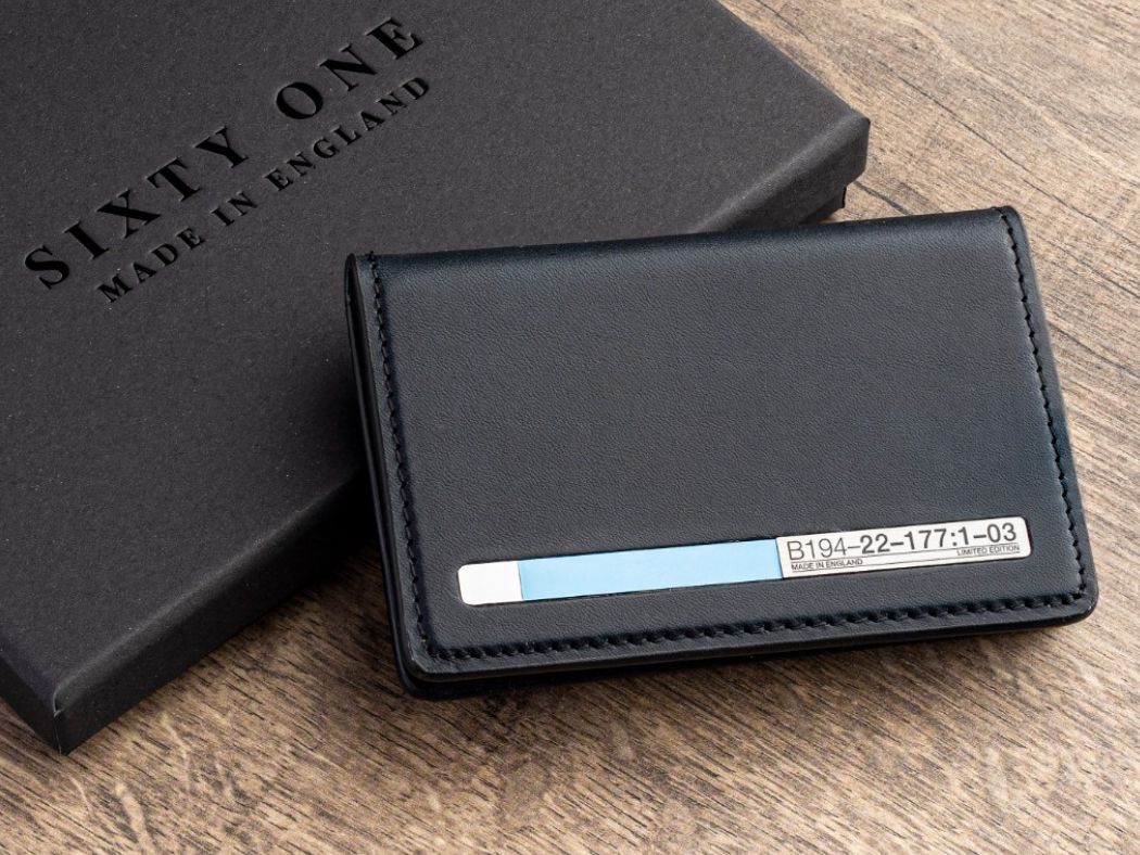 B194 Carbon Wallet